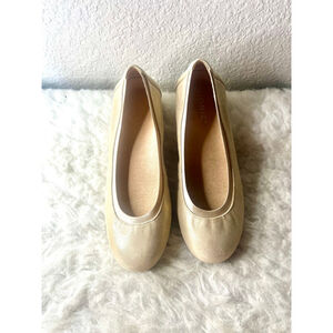 Vionic Anita Flat Slip on Shoes Metallic Gold Women Size 7.5